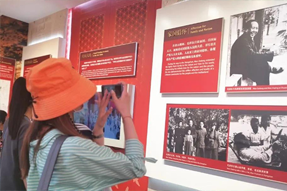 不忘初心参观双清别墅，重温党史感受革命情怀 ——五彩堂国际党委赴香山双清别墅召开主题党日活动