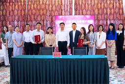 五彩堂国际与新疆生产建设兵团第八师石河子市签署项目合作协议